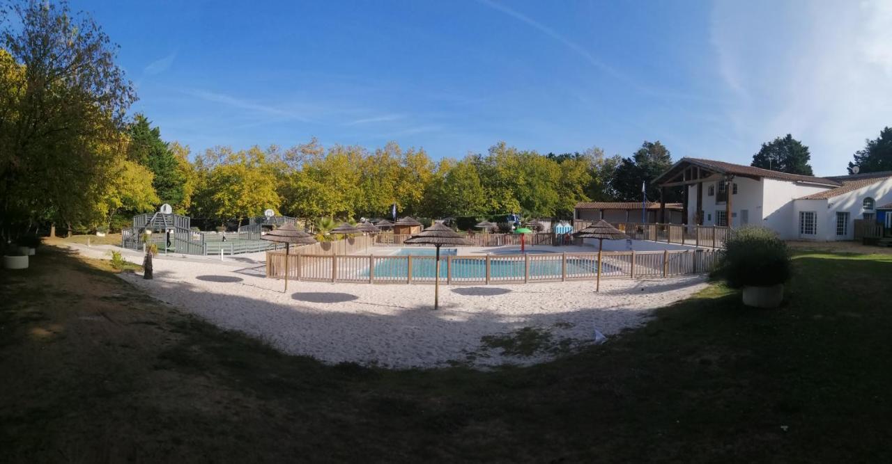 Camping Les Maraises Saint-Martin-de-Ré Zewnętrze zdjęcie